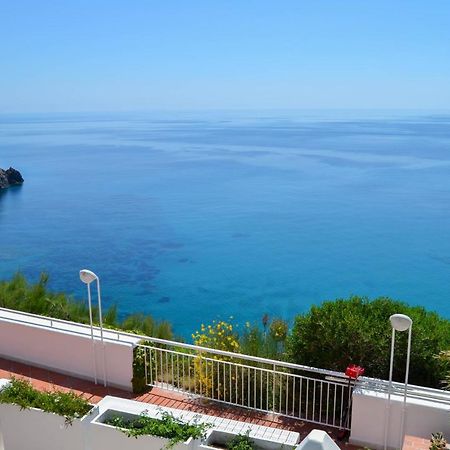 Maridea - Cave Suites Ponza Exterior foto